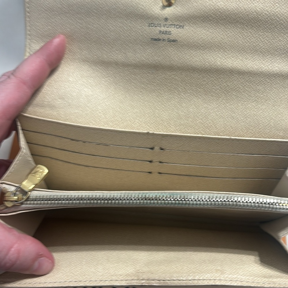 Louis Vuitton Long Wallet - Damier Azur Sarah 🖤 - Picture 5 of 12